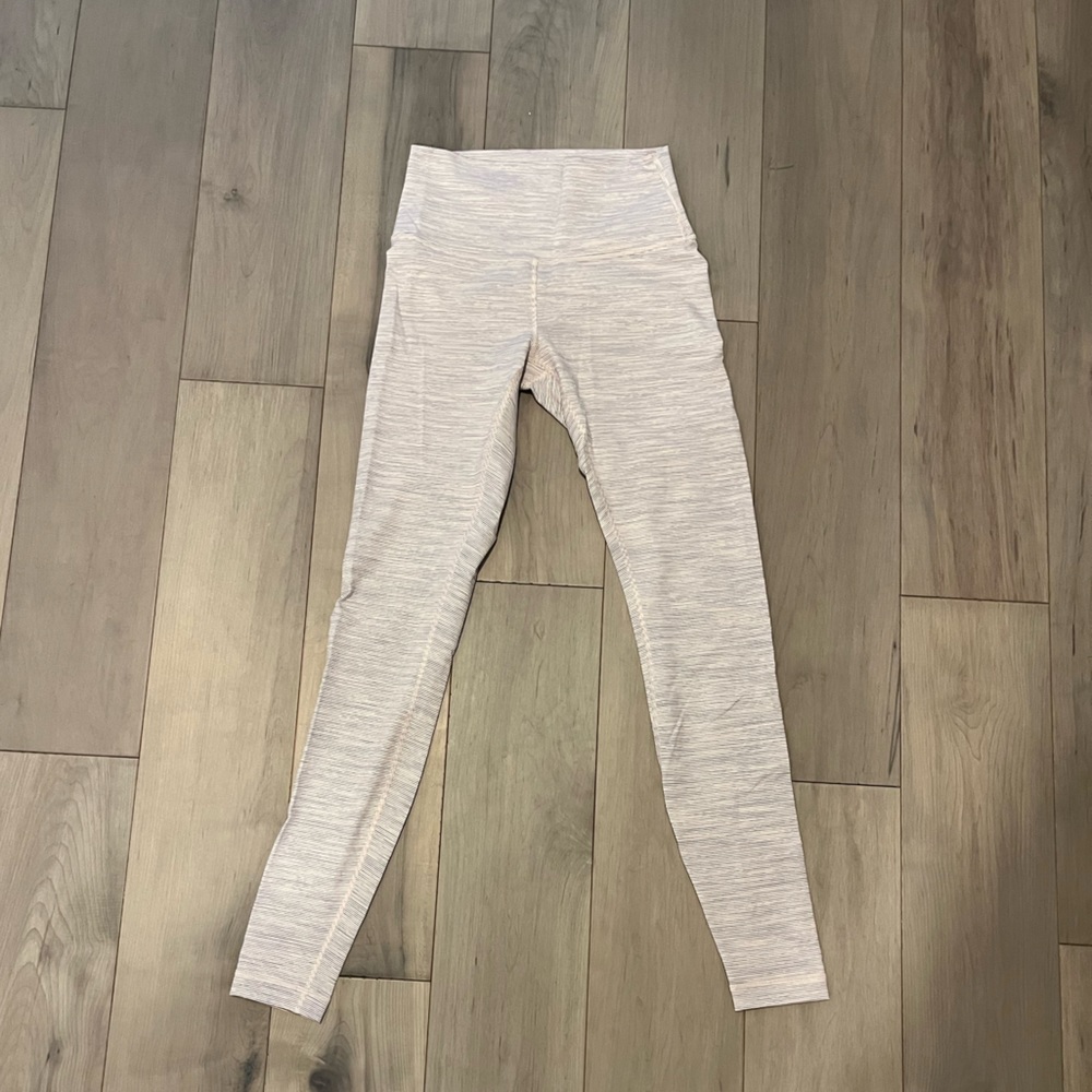 PINK/GRAY STRIPED LULU LEMON ANKLE LENGTH LEGGINGS
